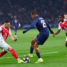 爱游戏-摩纳哥逆转击败对手，法甲前四位置稳固()